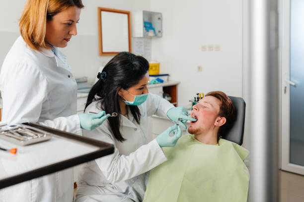 Best Emergency Tooth Extraction  in Kerrville, TX